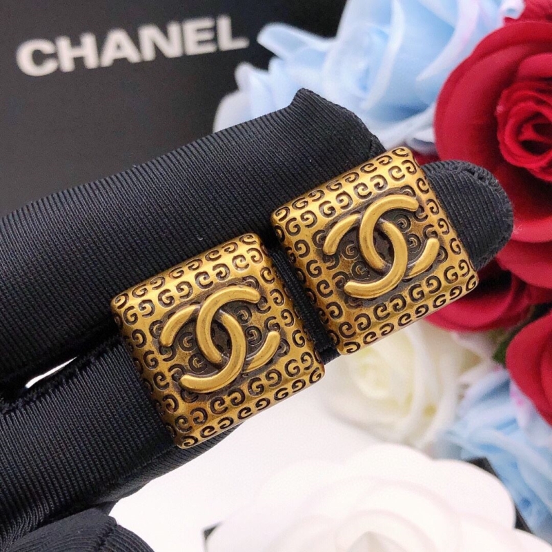 Ch**el earrings